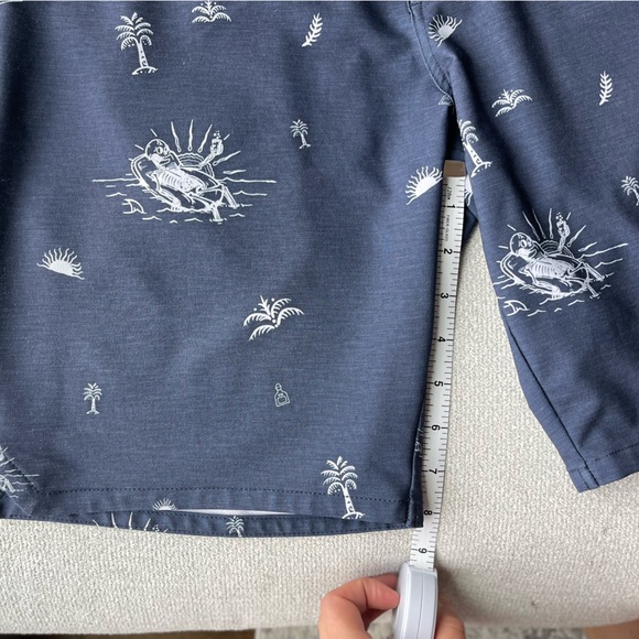 Nordstrom’s Travis Mathew Navy Swim Trunks | Men’s Size 33 - Picture 5 of 9